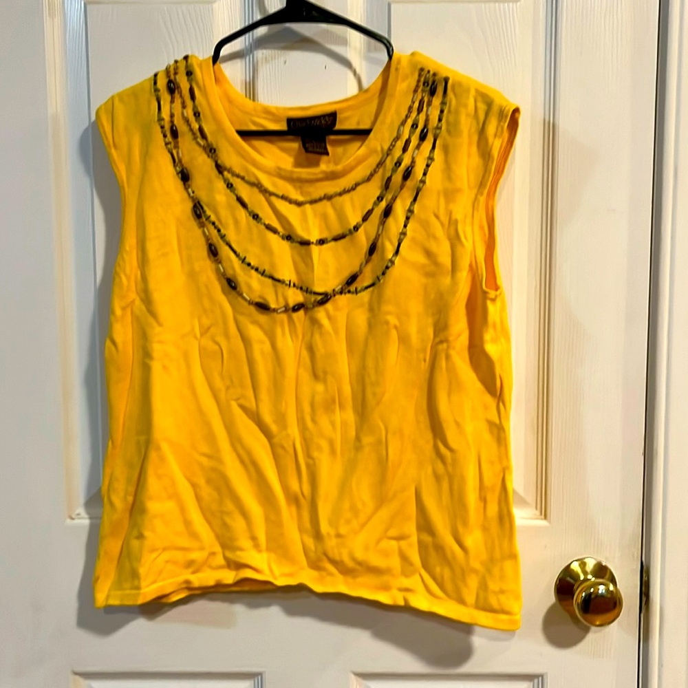 Casual sleeveless beaded neckline